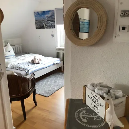 Wattloewe Ruhige Mit Terrasse Nahe Eider & Deich *