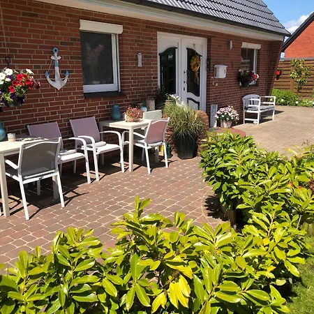 Wattloewe Ruhige Mit Terrasse Nahe Eider & Deich